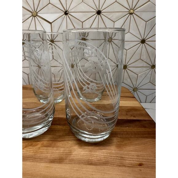 Vintage Anchor Hocking White‎ Swirls and Flowers Tumblers | Set of 7 - Picture 5 of 8